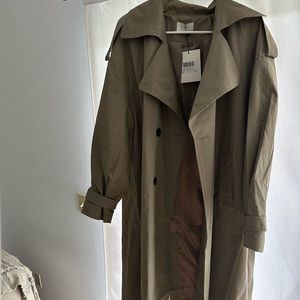 Dissh trench coat